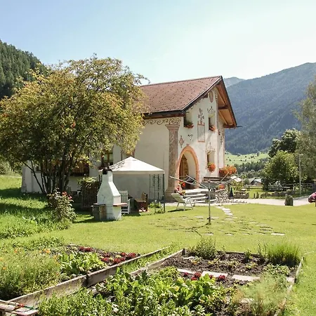 Ferienwohnung Chasa Curtins Valchava Exterior foto