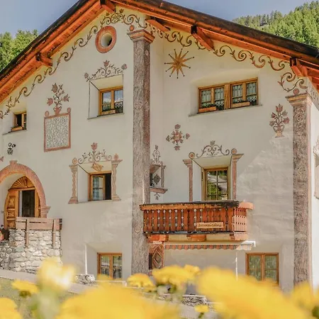 Ferienwohnung Chasa Curtins Valchava Exterior foto