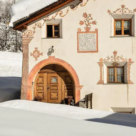 Ferienwohnung Chasa Curtins Valchava Exterior foto