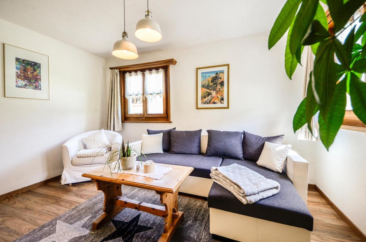 Apartment Chasa Curtins